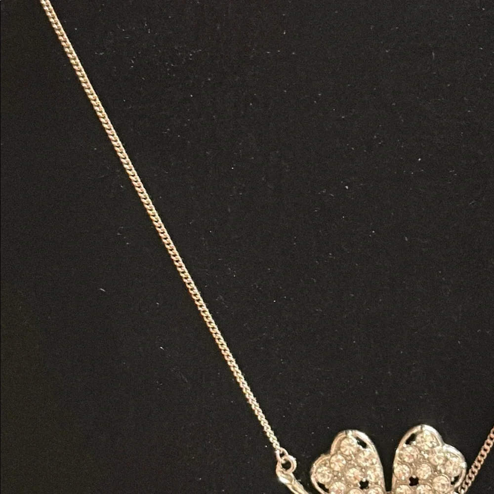 Elegant Silver and Gold Color Clover Necklace - Picture 4 of 8